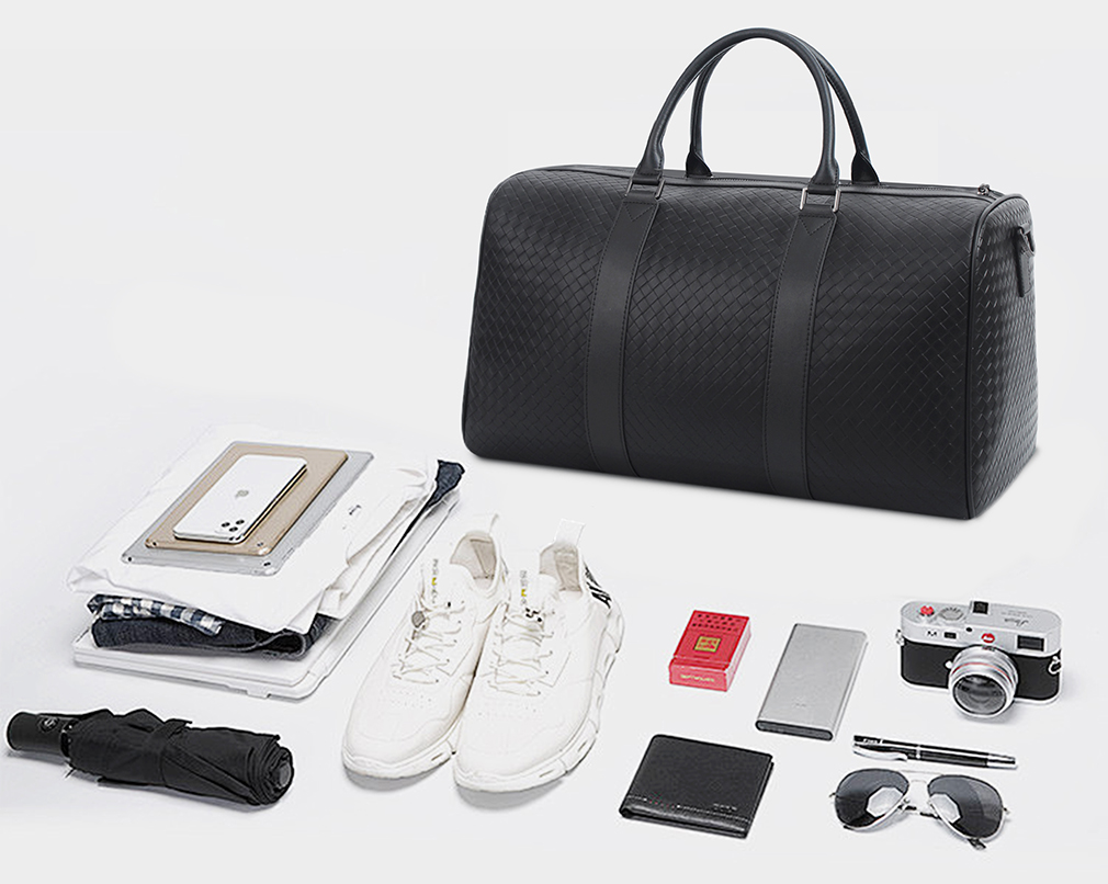 black fingerprint travel bag
